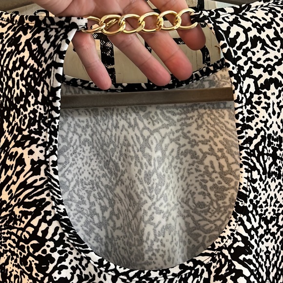 NWT Nine West Ladies Cap Padded Sleeve Open Back with Gold Chain XL - Picture 4 of 7